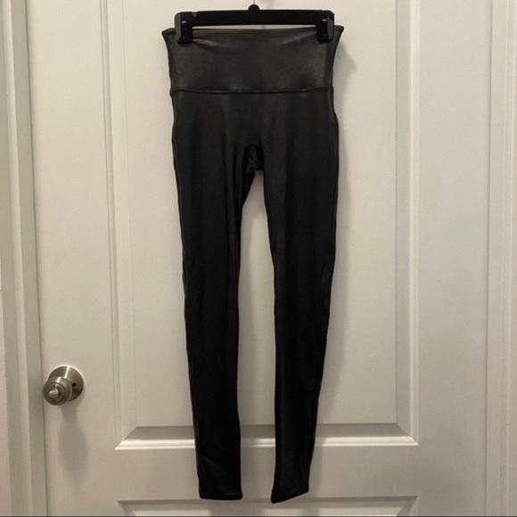 Spanx Faux Leather Leggings - Picture 5 of 6